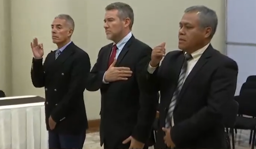 Ministro de Planificación posesiona a tres viceministros dependientes de su cartera