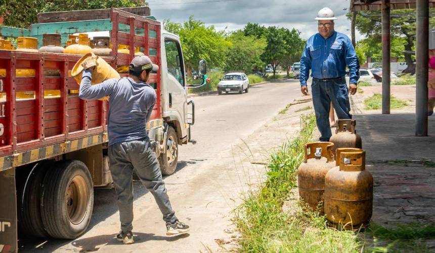 Abastecimiento de GLP: YPFB dice que el precio no subirá y que “los volúmenes se están regularizando”