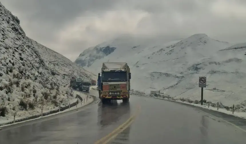 ¡Tome precauciones! Alcaldía de La Paz alerta nevadas para este miércoles 
