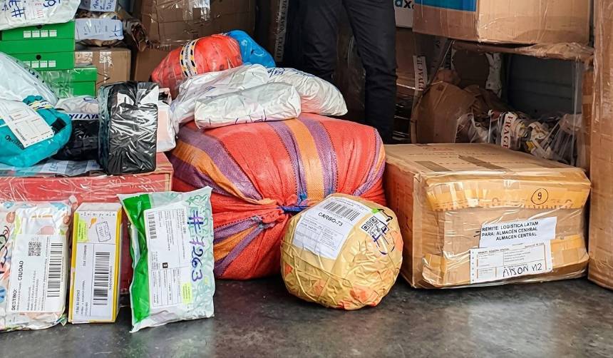 Algunas empresas de transporte de encomiendas de La Paz reportan un incremento de hasta 50% en el costo de los envíos