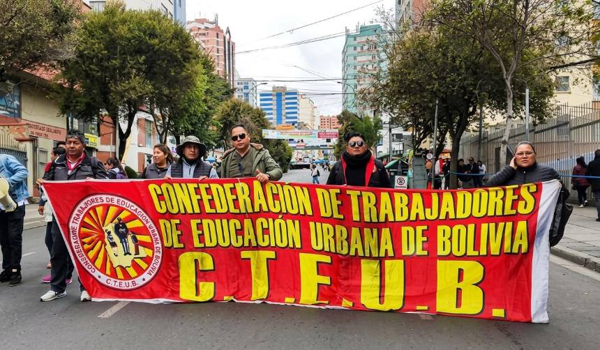 Magisterio urbano anuncia paro de 24 horas para este viernes por el alza de precios, incremento salarial y otras demandas 