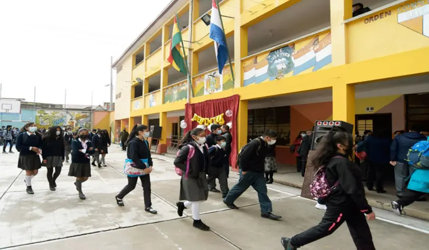 Tome previsiones: Así estarán las temperaturas en el primer día de clases en el eje troncal del país