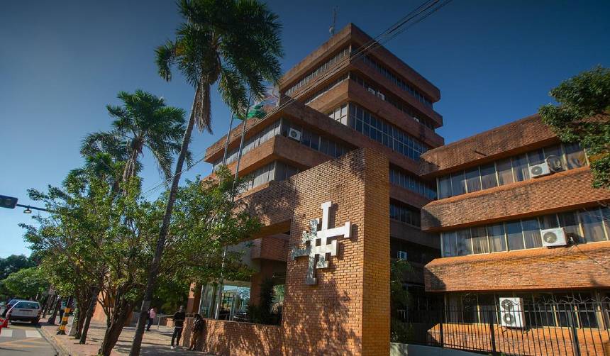 Gobernación cruceña debe conseguir más de Bs 20 millones para cubrir el incremento salarial 