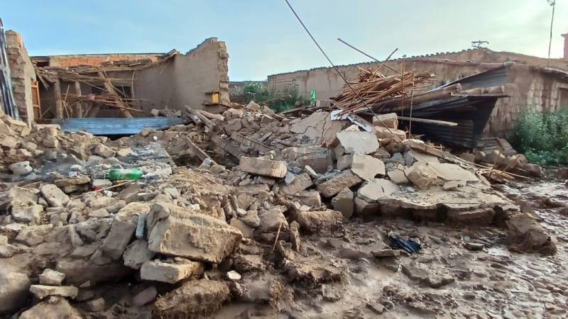 El Cochabamba también una vivienda colapsó