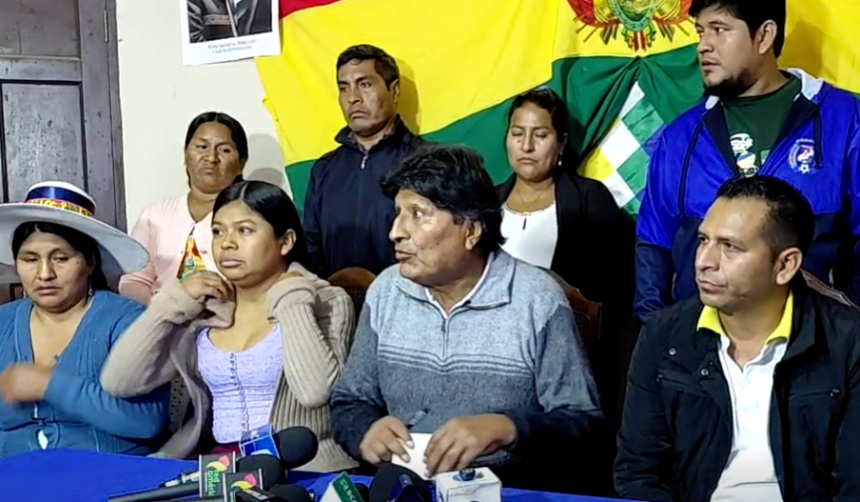 Evo: “He visto a Ponchos Rojos armados, marchando, que no me echen la culpa, no los conozco”