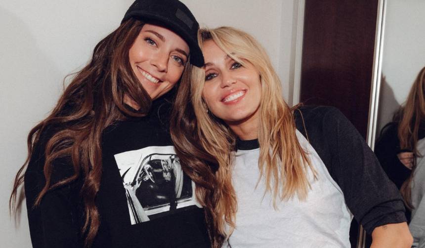 Miley Cyrus cumplió el sueño de una fan con cáncer y protagonizó un emotivo momento