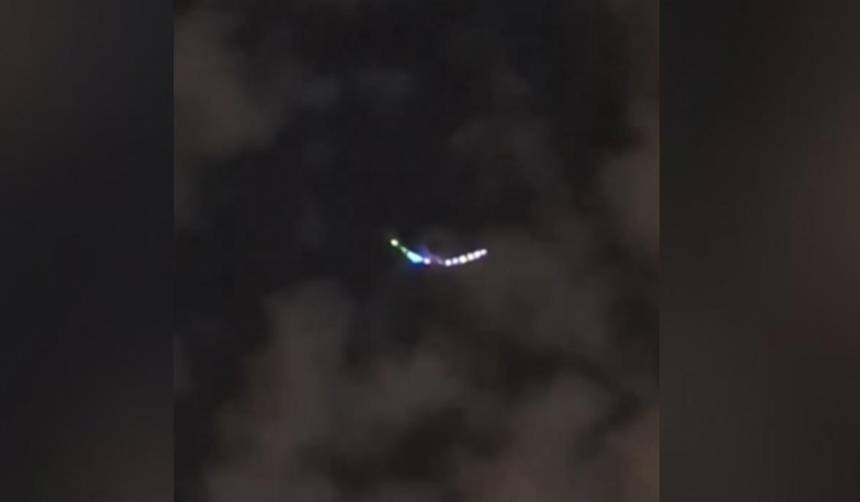 ¿Es IA?: Misteriosas luces de colores en el cielo causan curiosidad en Irán