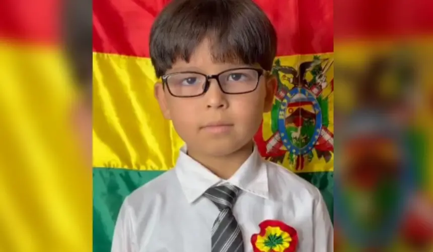 Video: Ekrem, el niño que conquista Japón cantando el Himno Nacional