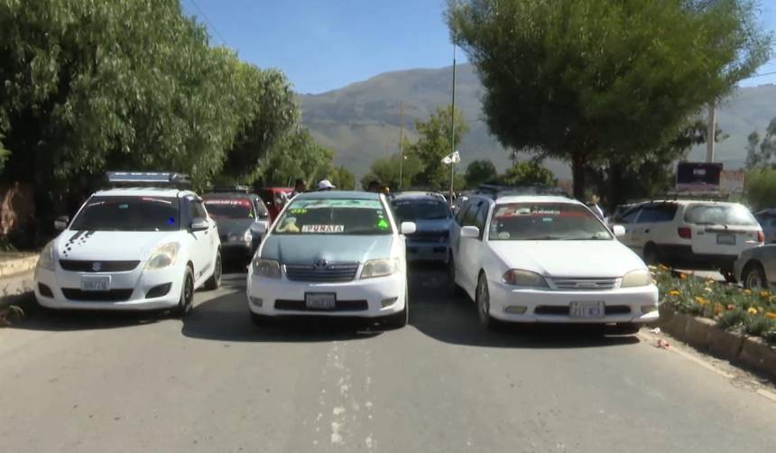 Transportistas de Punata denuncian que el alcalde pretende aprobar la circulación de nuevas líneas antes de concluir su gestión